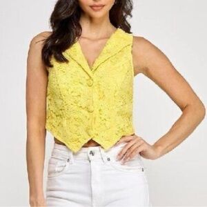 Yellow Lace Sleeveless Cropped Vest Top